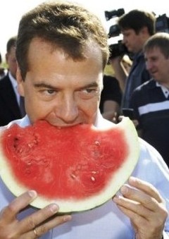 Россия, вперед? Нас не **ет!