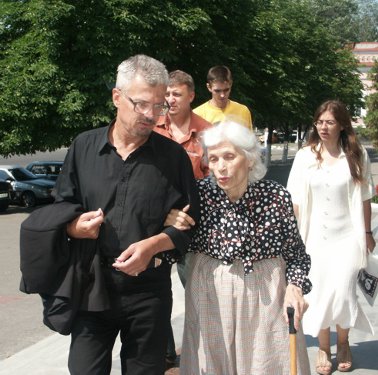 К юбилею Лимонова: записки адвоката Беляка. Часть 5 