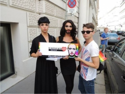 Кончита Вурст побеждает Путина