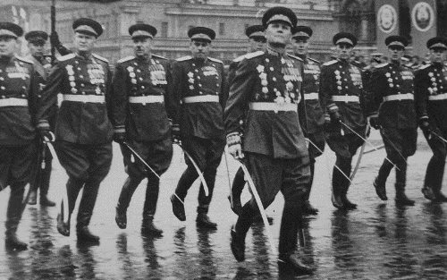 Маршалы Победы в большой политике