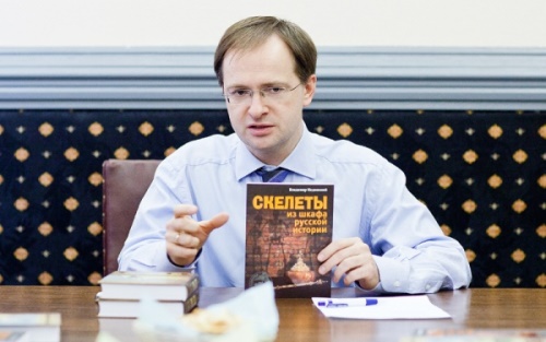 Просвещение от фальсификатора Мединского