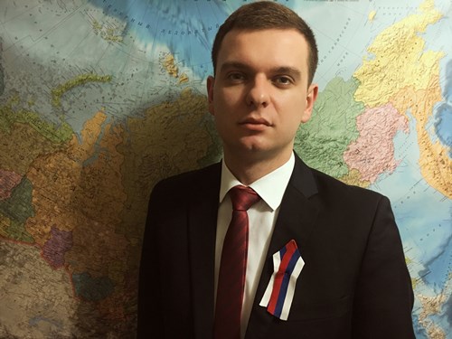 Карьера политолога Мезюхо